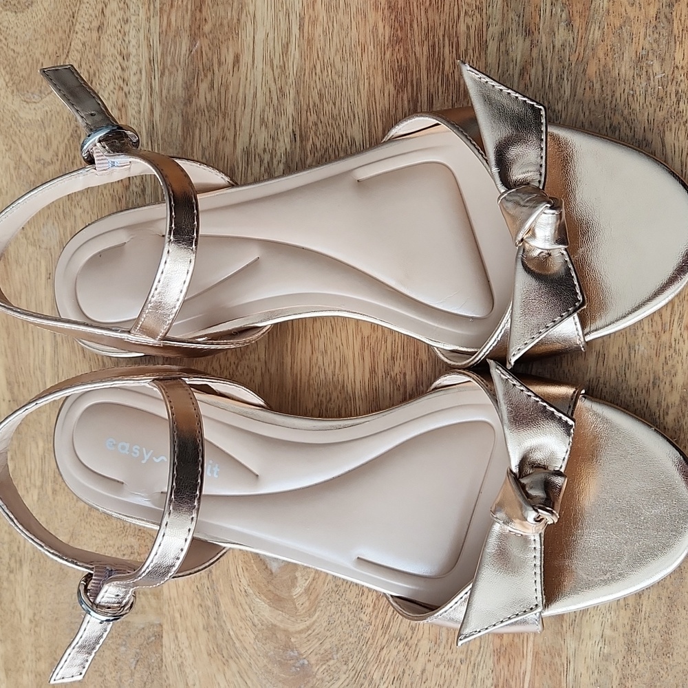 EASY SPIRIT Gold Sandals
